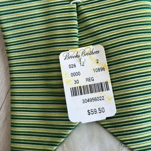 NWT brooks brothers silk tie - Picture 2 of 5